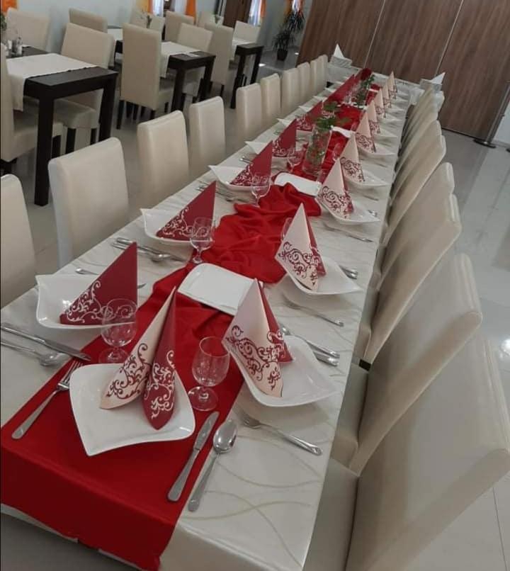 Cicov Jolan Pension & Restaurant מראה חיצוני תמונה