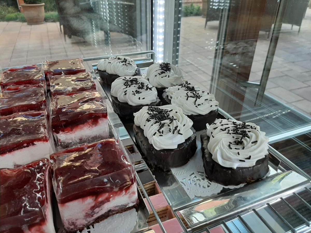 Cicov Jolan Pension & Restaurant מראה חיצוני תמונה