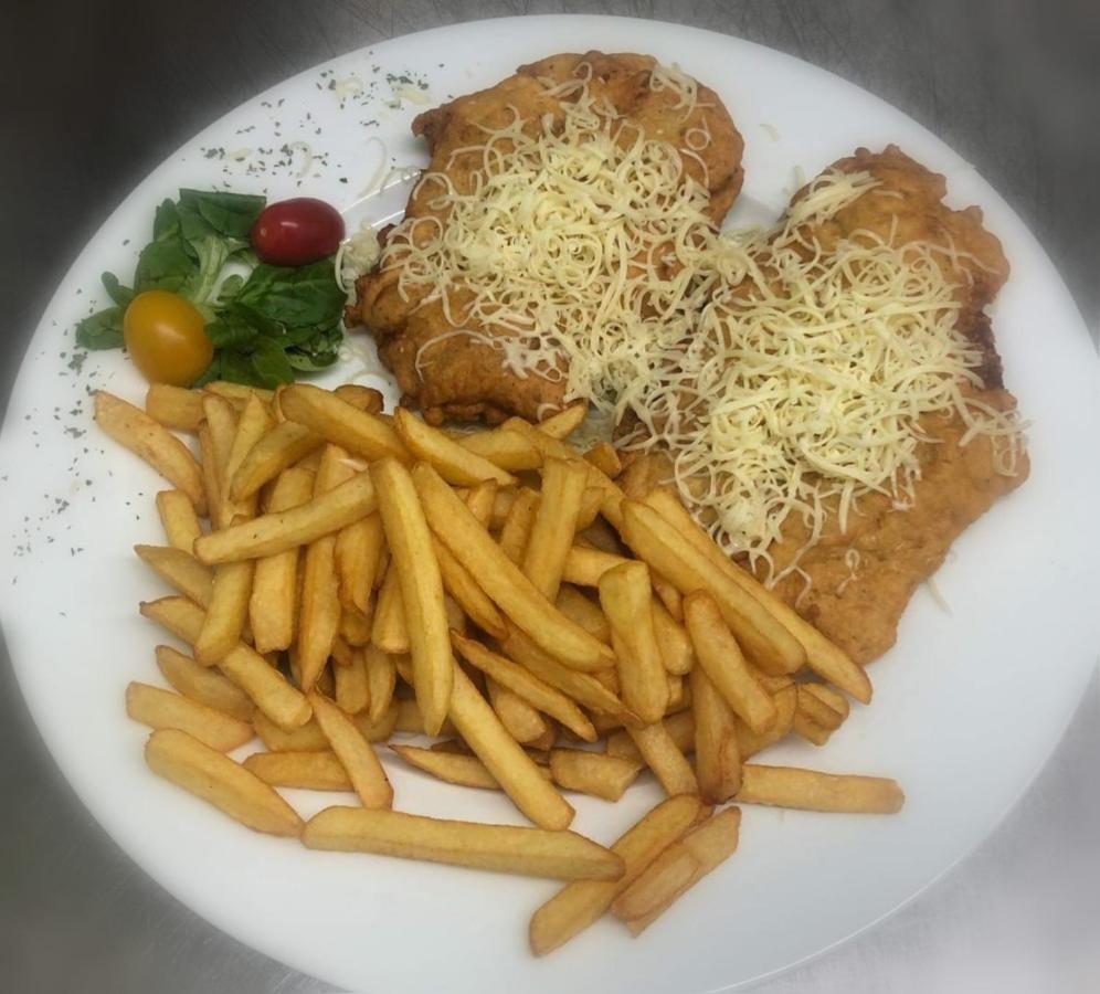 Cicov Jolan Pension & Restaurant מראה חיצוני תמונה